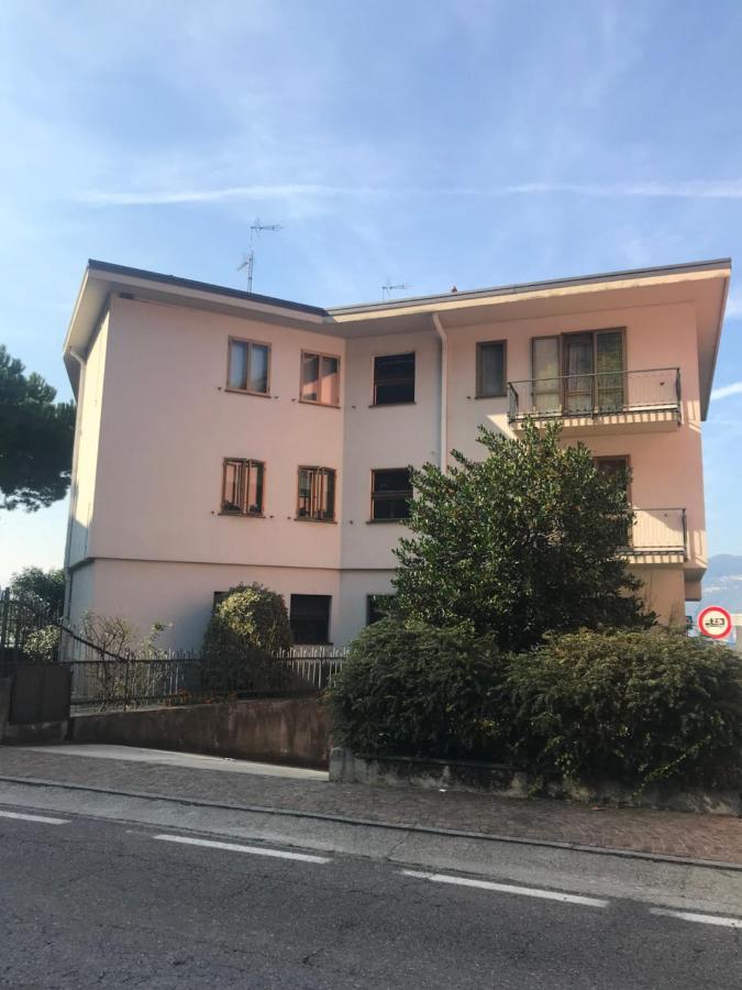 Gli Oleandri Hotel Bellano Exterior photo
